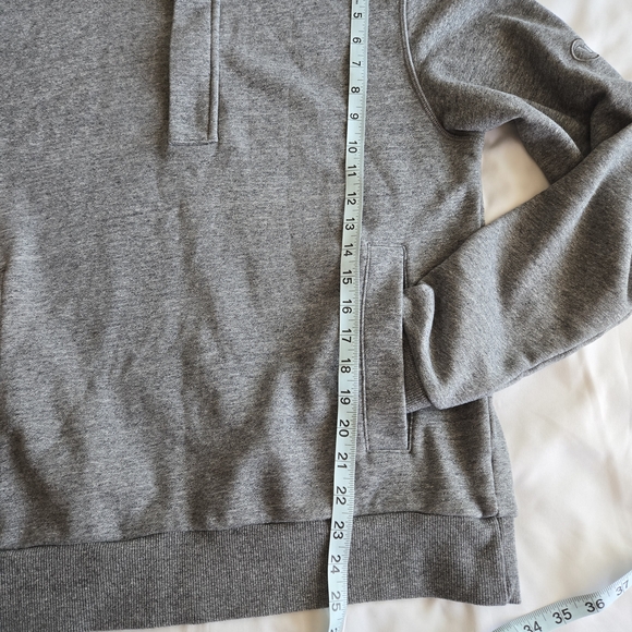 (NEW)Vuori Cypress 1/4 Zip Heather Grey Sweatshirt - Picture 7 of 8